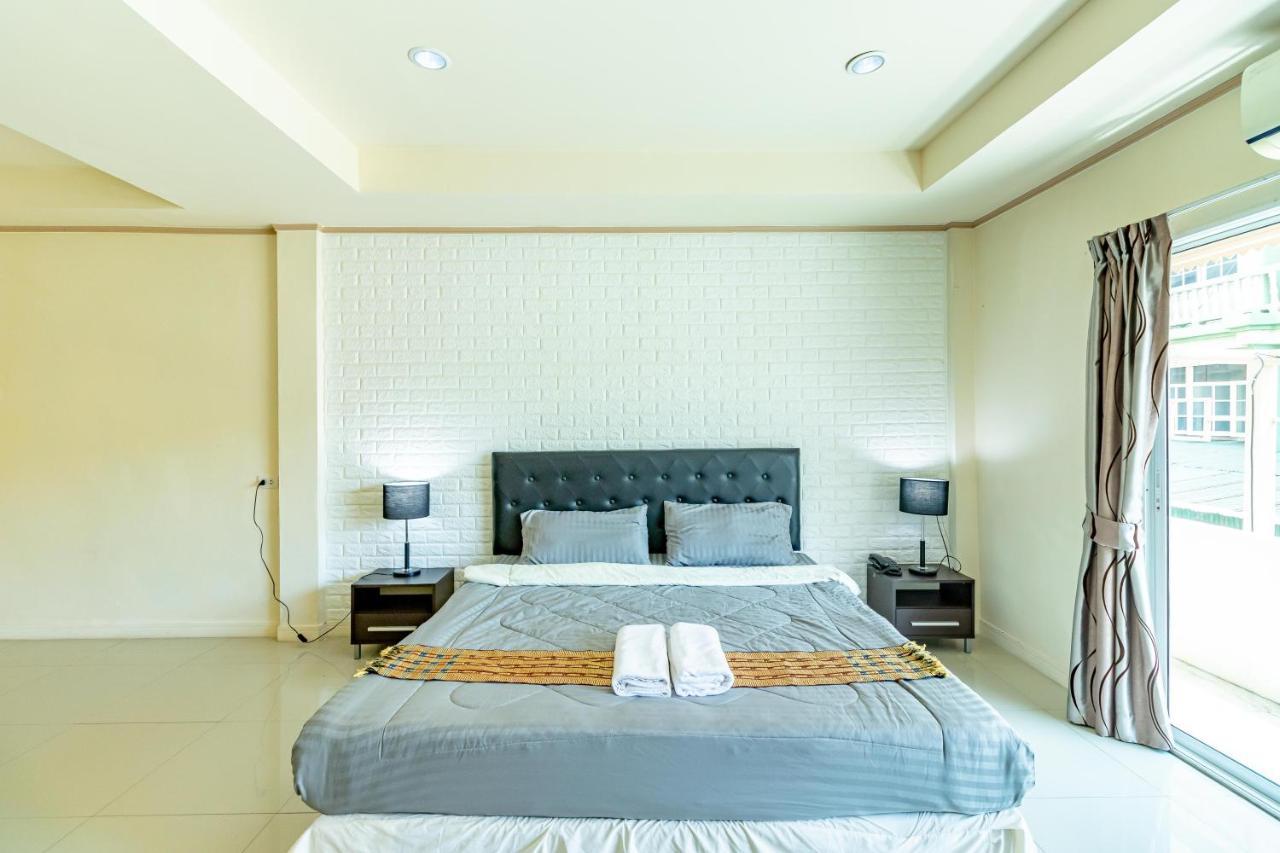 Ice Residence Hotel Bang Sao Thong Exterior photo