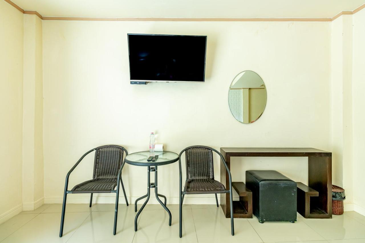 Ice Residence Hotel Bang Sao Thong Exterior photo