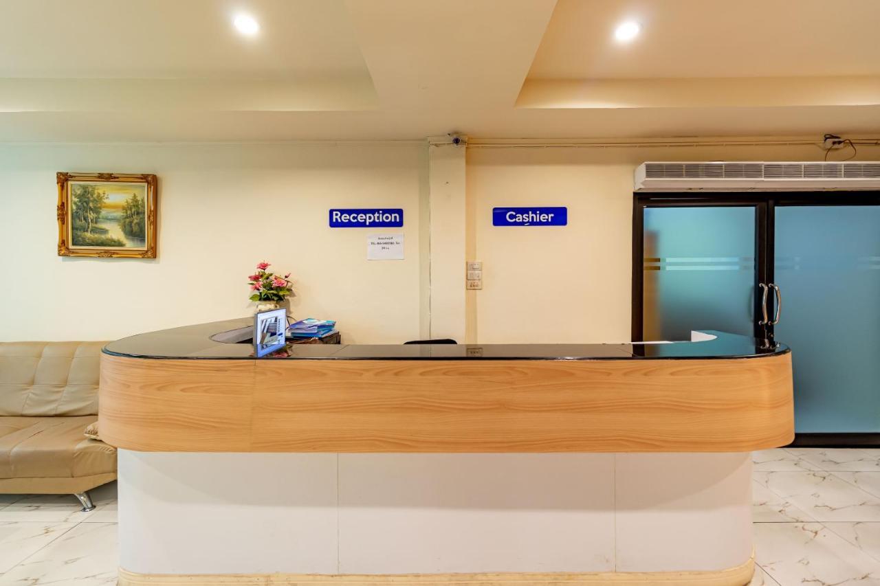 Ice Residence Hotel Bang Sao Thong Exterior photo